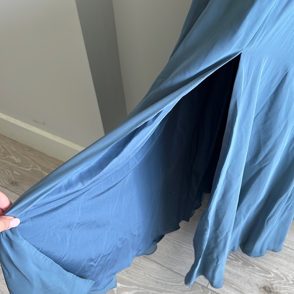 Azazie Bianca Slit Front Waist Tie Formal Evening Dress with V Neck (NWT) - Picture 7 of 8